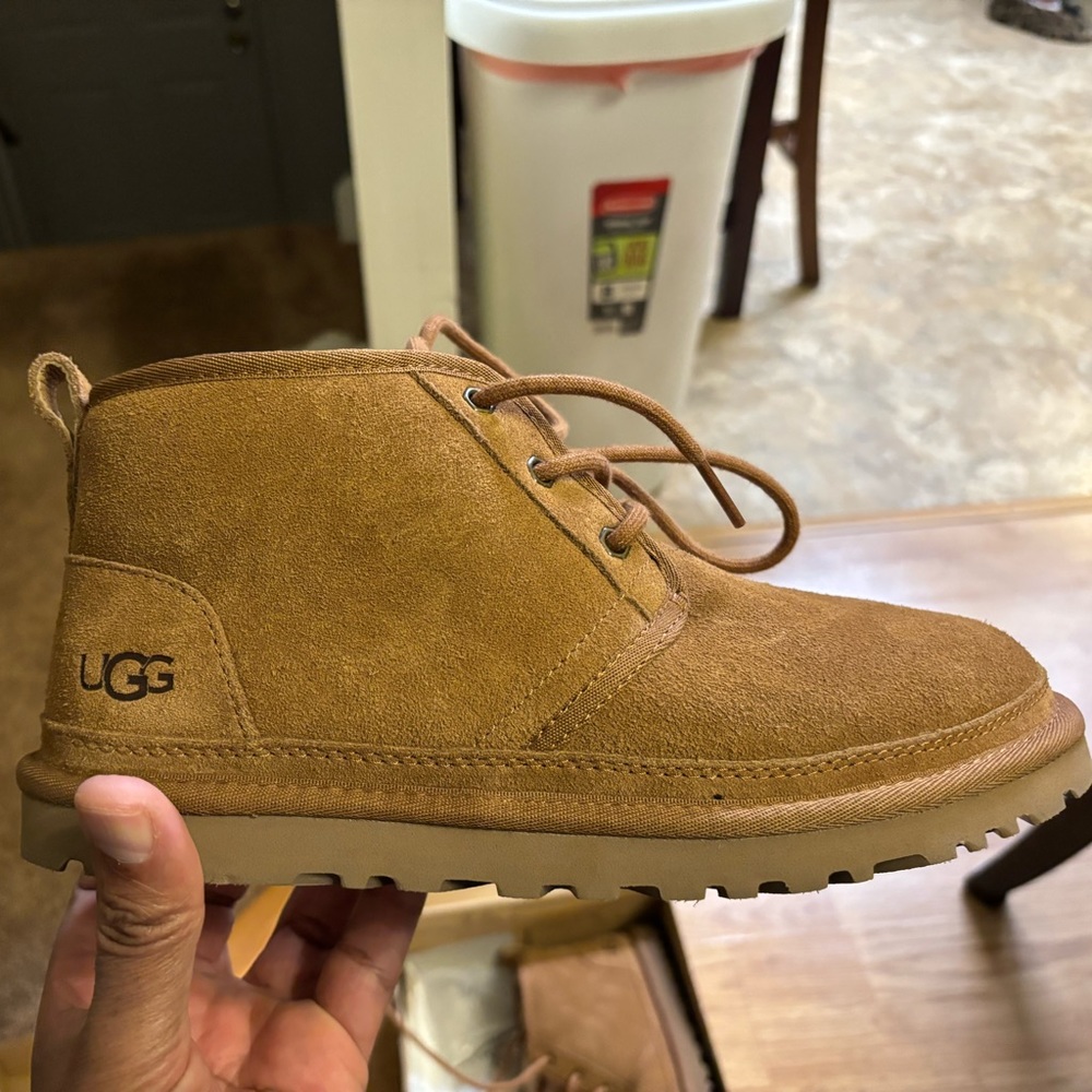 WOMENS UGG BOOTS NEW SIZE 9